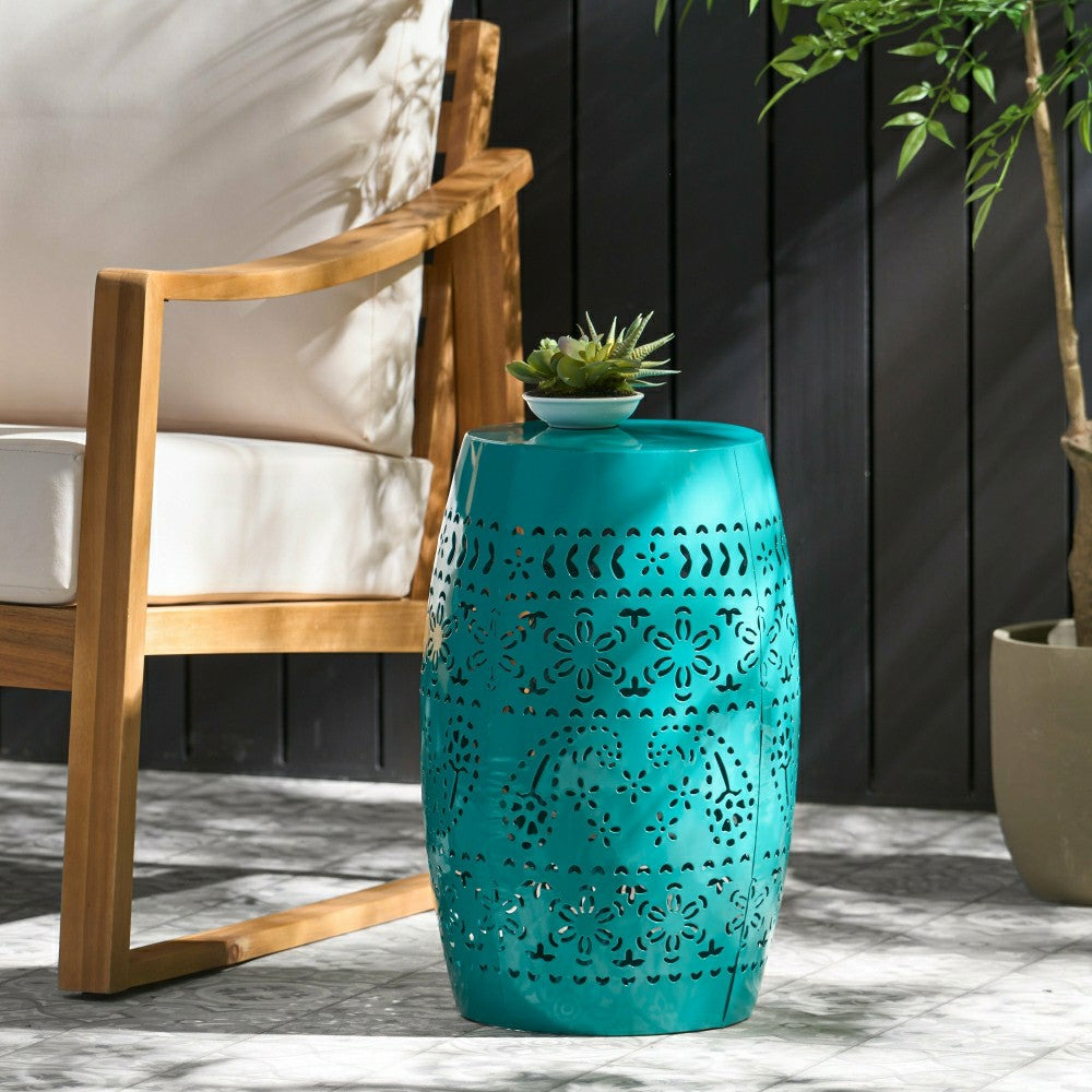 Plow & Hearth Bloom Outdoor Lace-Cut Side Table