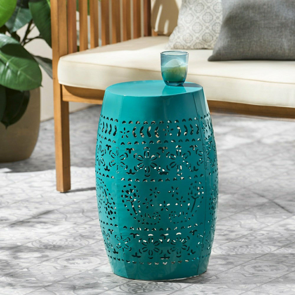 Plow & Hearth Bloom Outdoor Lace-Cut Side Table