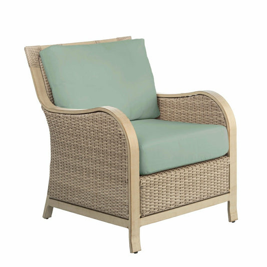 Plow & Hearth Driftwood Urbanna Wicker Chair with Cushions