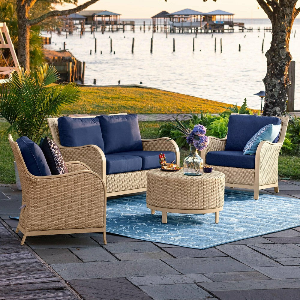 Plow & Hearth Driftwood Urbanna Wicker Chair with Cushions