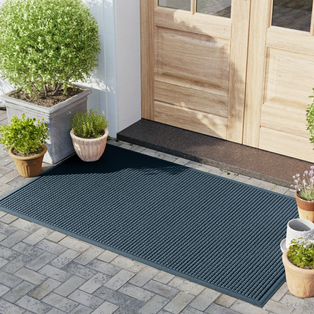Plow & Hearth WaterHog® Indoor/Outdoor Cubes Doormat, 4' x 6'