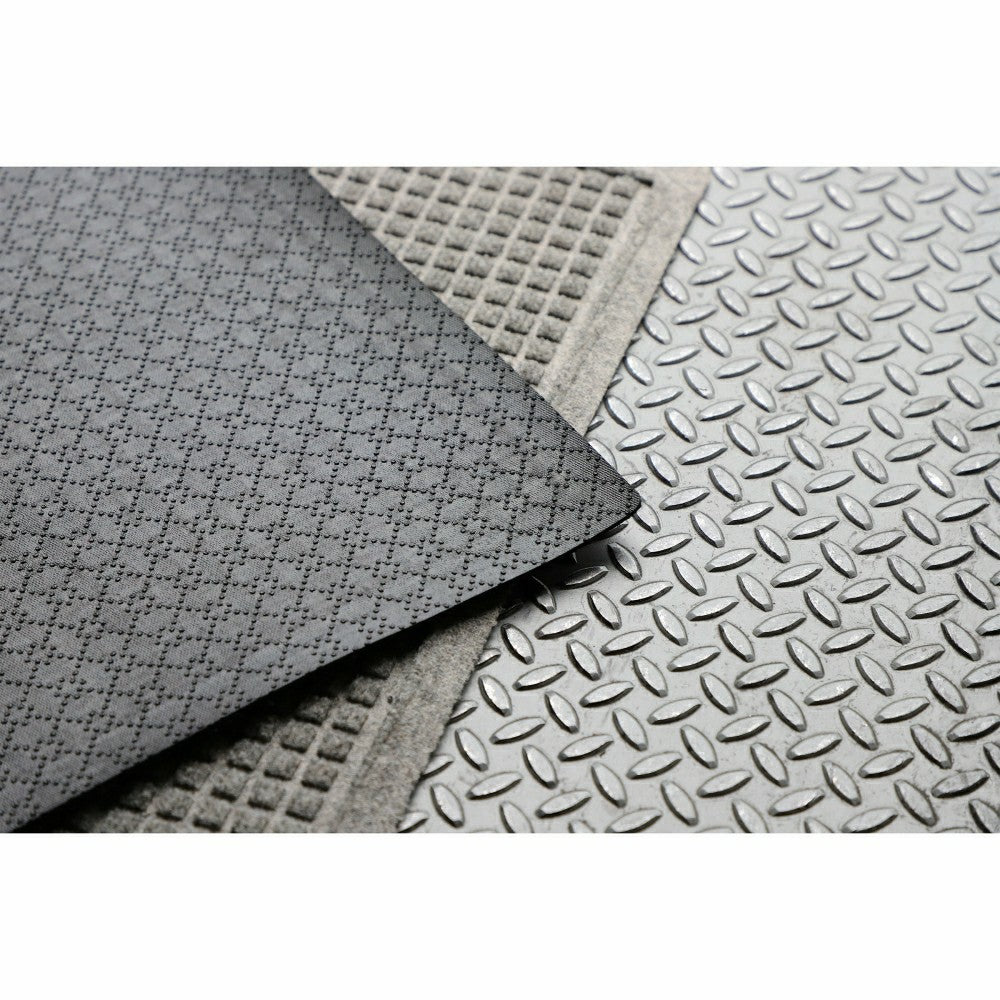 Plow & Hearth WaterHog® Indoor/Outdoor Cubes Doormat, 4' x 6'