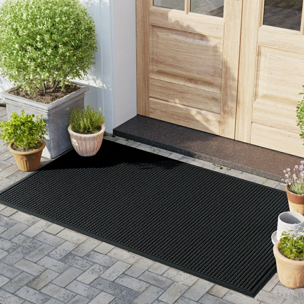 Plow & Hearth WaterHog® Indoor/Outdoor Cubes Doormat, 4' x 6'