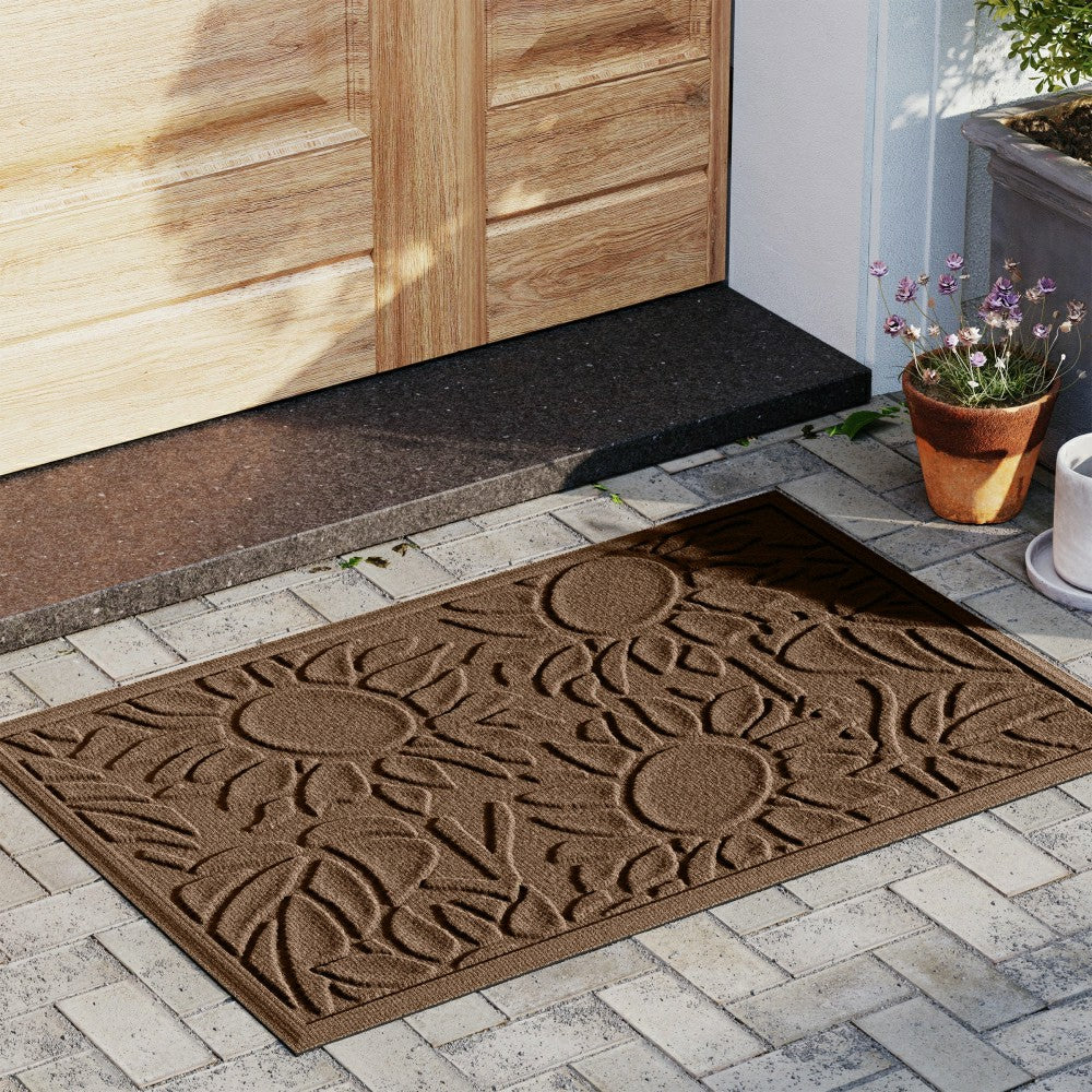Plow & Hearth Sunshine Day Indoor/Outdoor Door Mat, 2'x3'