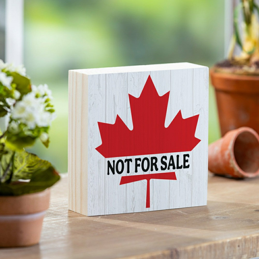 Plow & Hearth Canada Pride Mini Plock (6"x6”x1.9“)