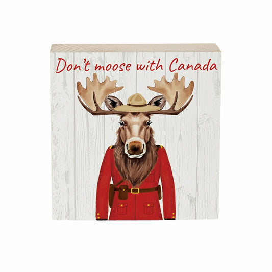 Plow & Hearth Canada Pride Mini Plock (6"x6”x1.9“)
