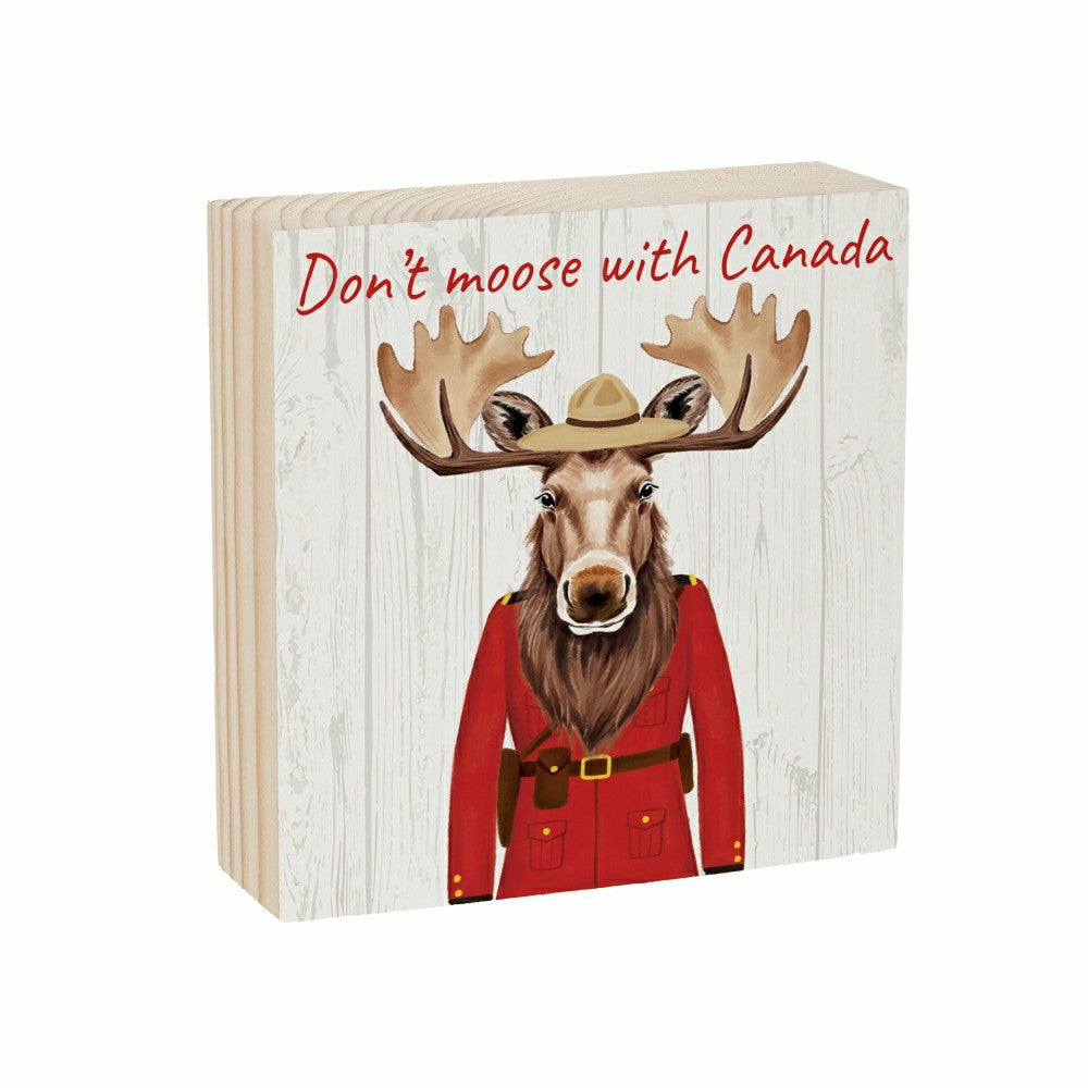 Plow & Hearth Canada Pride Mini Plock (6"x6”x1.9“)