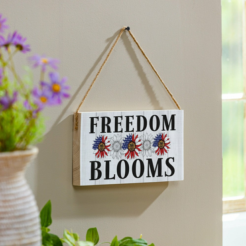 Plow & Hearth American Classic Garden Decor, Hanging Sign, Freedom Blooms, 11" L x 6