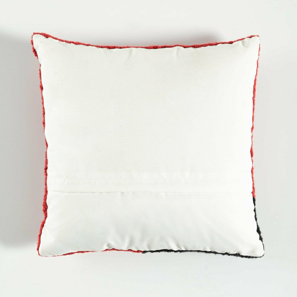 Plow & Hearth Holiday German Shepherd with Wreath Hand-Hooked Wool Throw Pillow