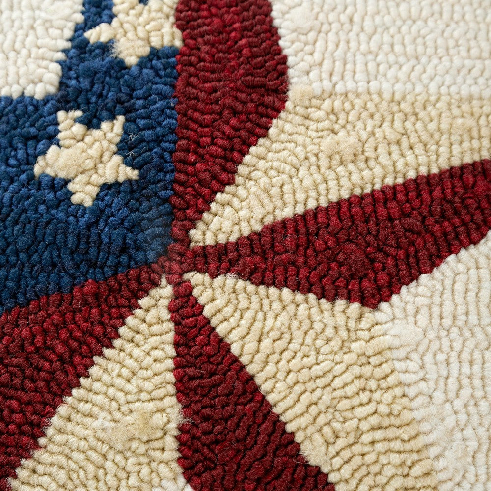 Plow & Hearth Indoor/Outdoor Hand-Hooked Star Throw Pillow