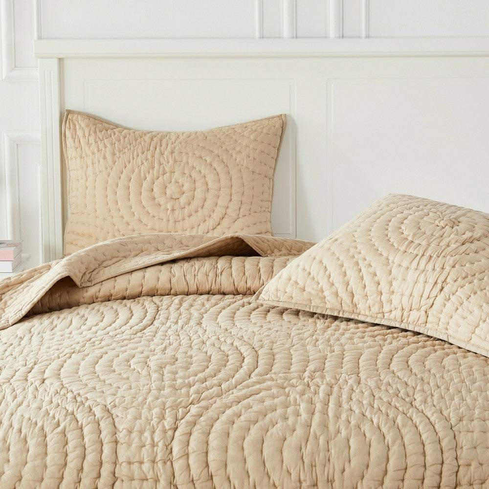 Plow & Hearth Halo Cotton Voile Hand Stitched Quilt Set