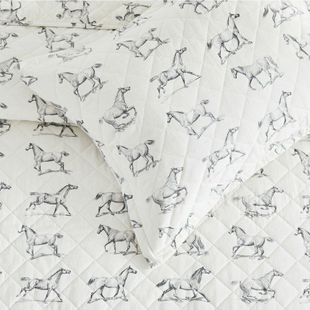 Plow & Hearth Horses Cotton Flannel Quilt Set