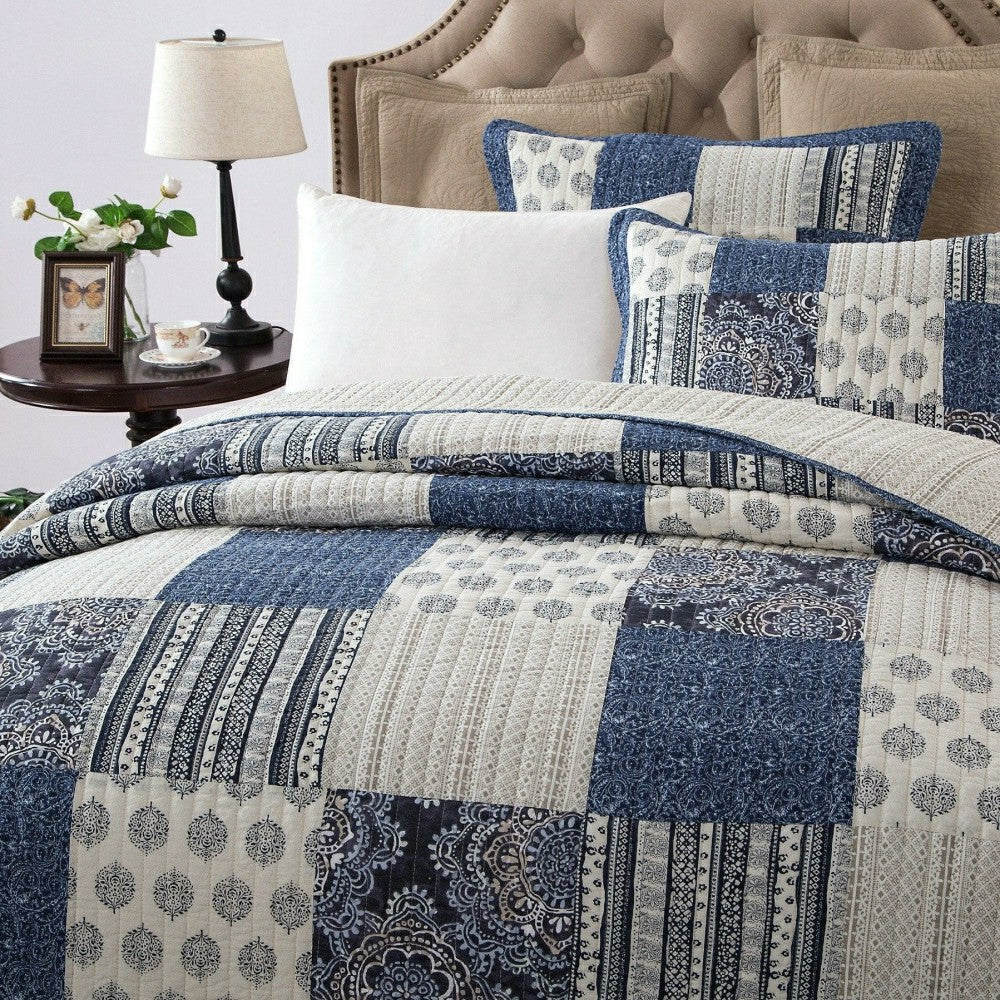 Plow & Hearth Bohemian Denim Blue Elegance Patchwork Cotton Bedspread Set