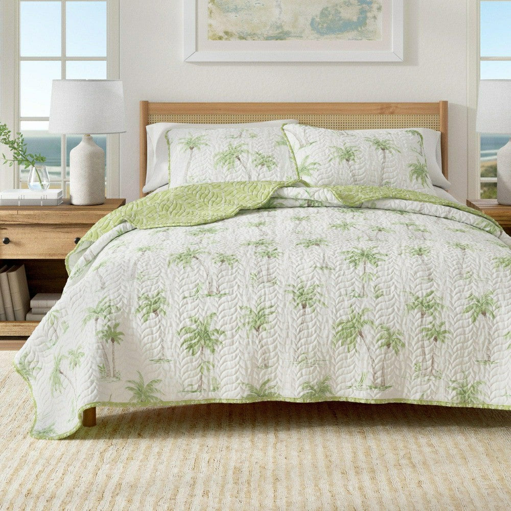 Plow & Hearth West Palm Trees Coastal Quilt Set