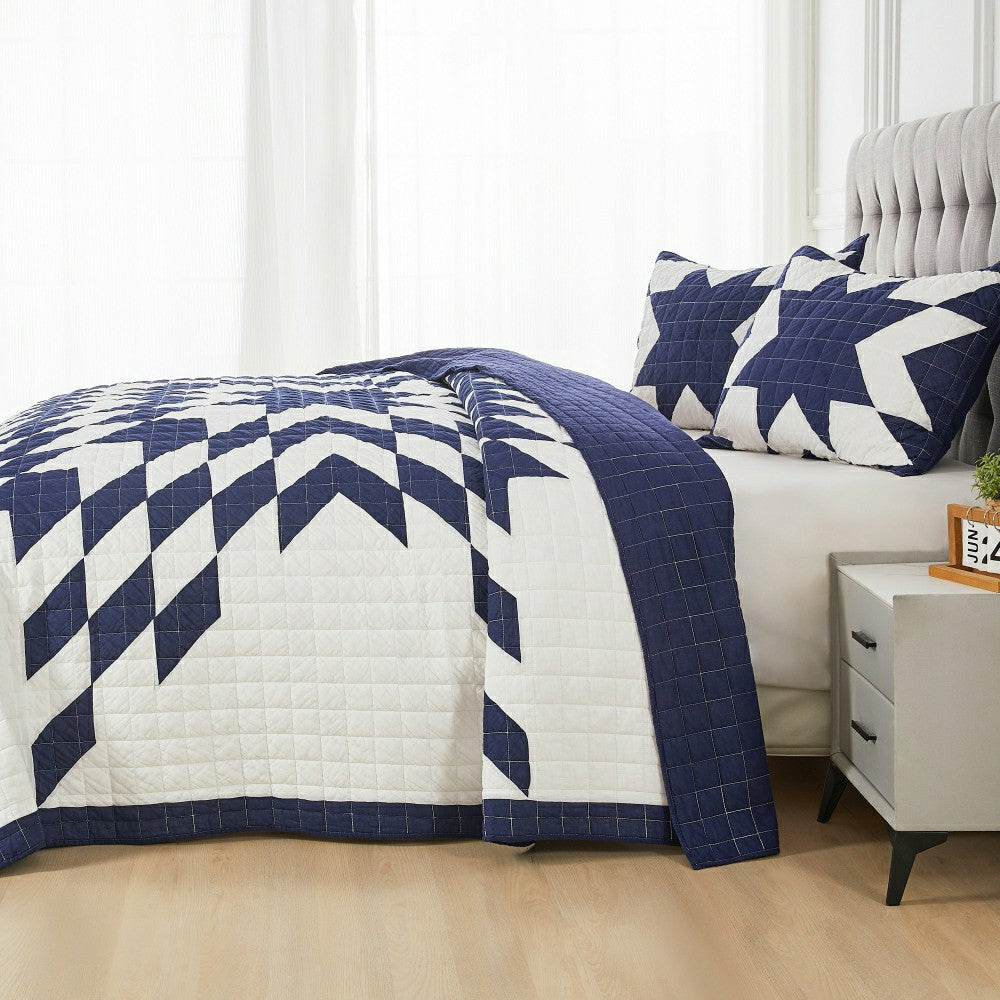 Plow & Hearth Star Patch Patchwork Cotton Quilt Set