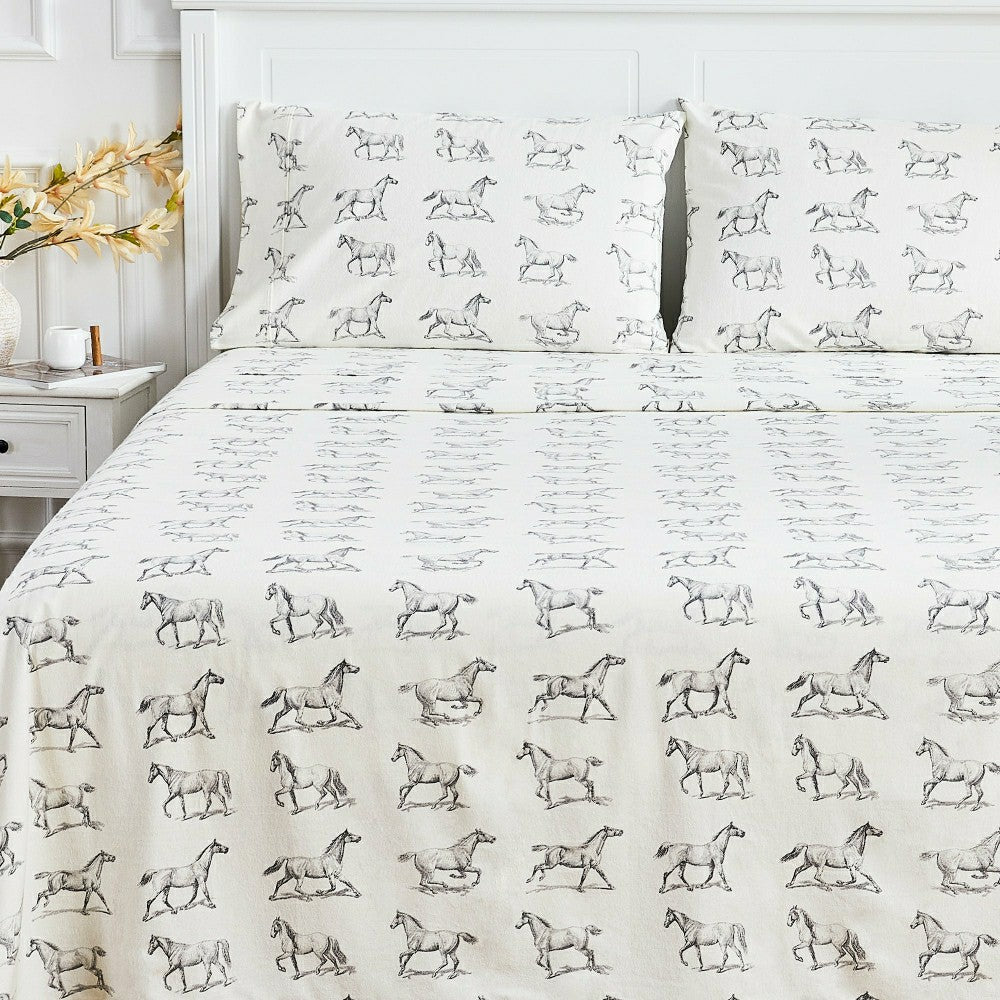Plow & Hearth Horses Flannel Sheet Set