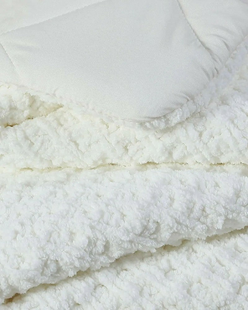 Plow & Hearth Snug Waffle Comforter