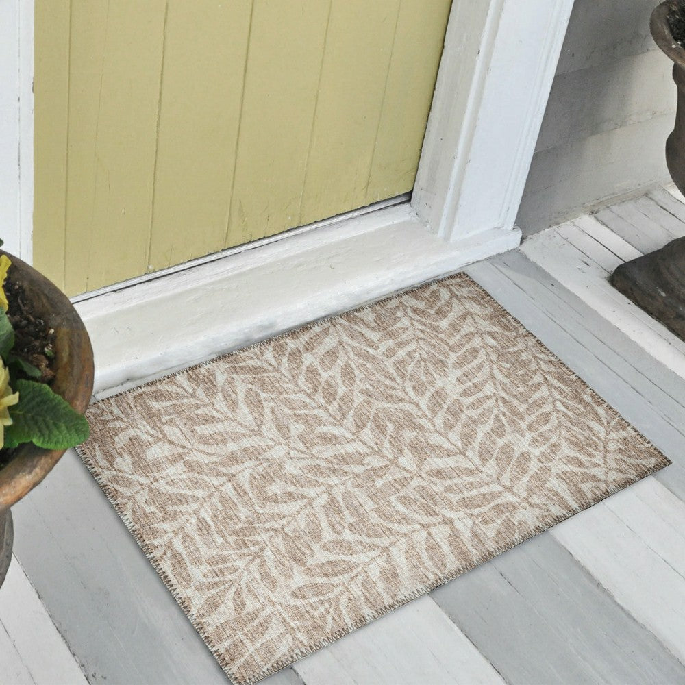 Plow & Hearth Sedona Leaf Patterned Polyester Area Rug