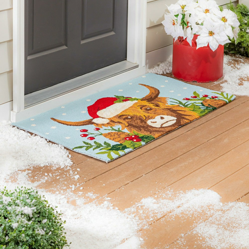 Plow & Hearth Indoor/Outdoor Hooked Rug Highland Cow Polypropylene, 24"x42"