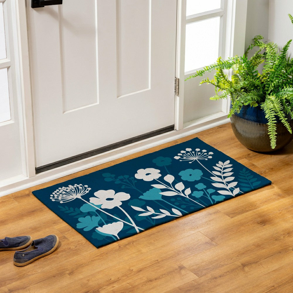 Plow & Hearth VivaStyle Gilded Meadow Indoor/Outdoor Hooked Rug, 24"x42"