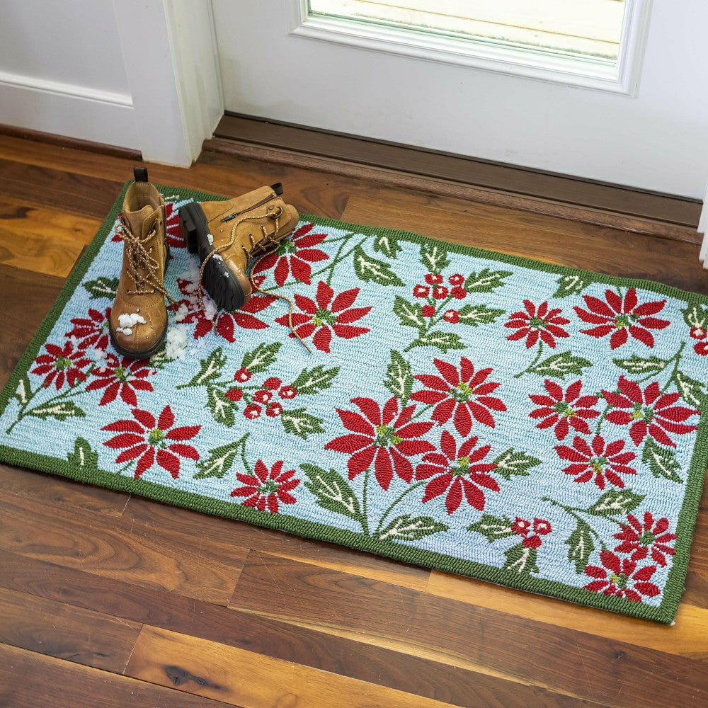 Plow & Hearth Indoor/Outdoor Poinsettia Hooked Polypropylene Accent Rug 24"X42"