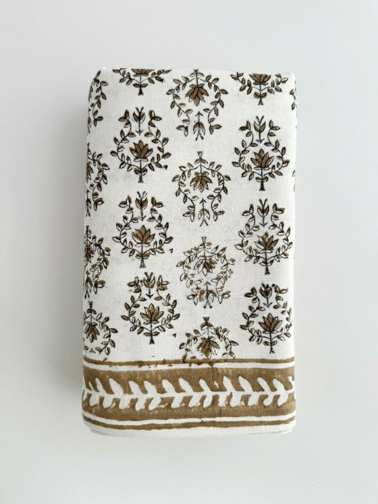 Plow & Hearth Lotus Table Throw