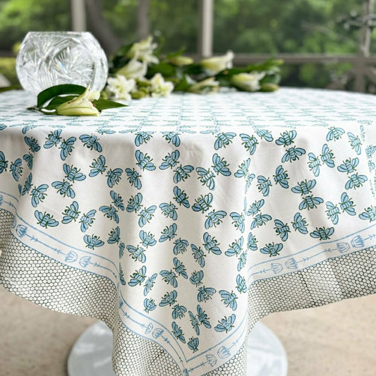 Plow & Hearth Honeybee Table Throw