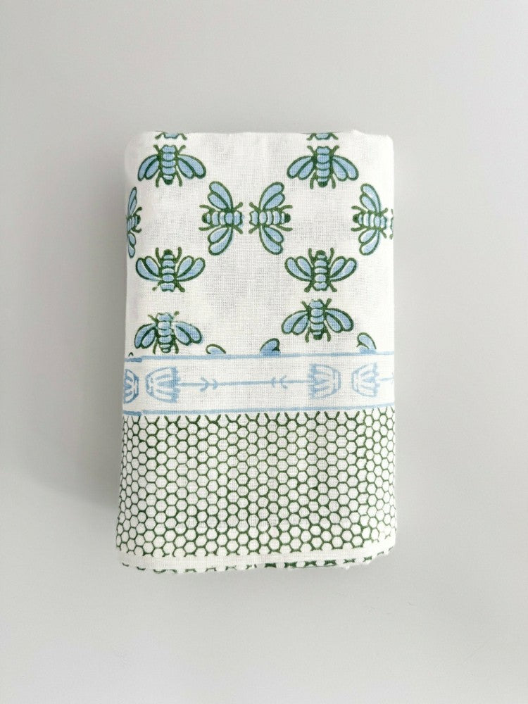 Plow & Hearth Honeybee Table Throw