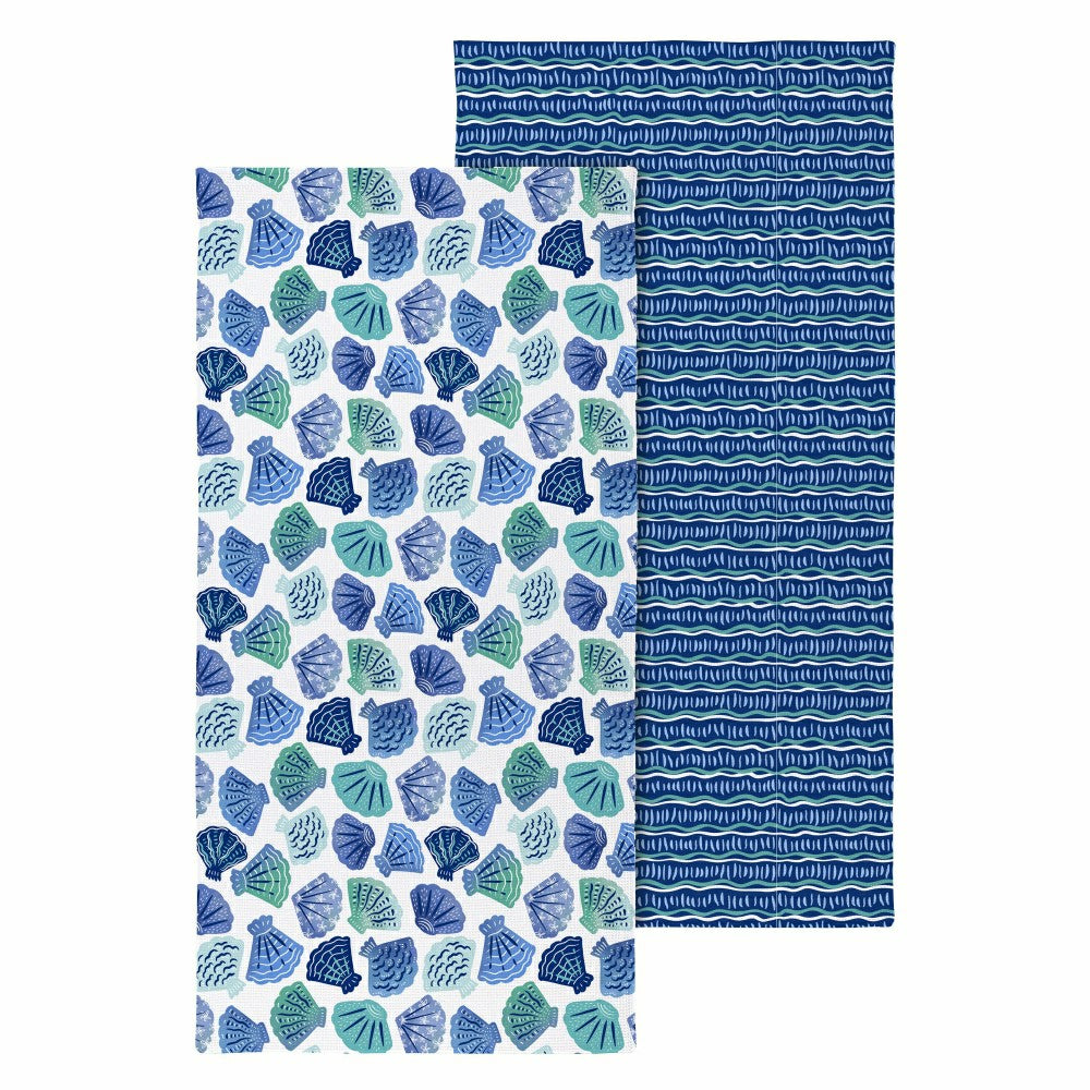Plow & Hearth Seaside Retreat Towel Quick Dry Waffle Weave with Matching Carrying Ca