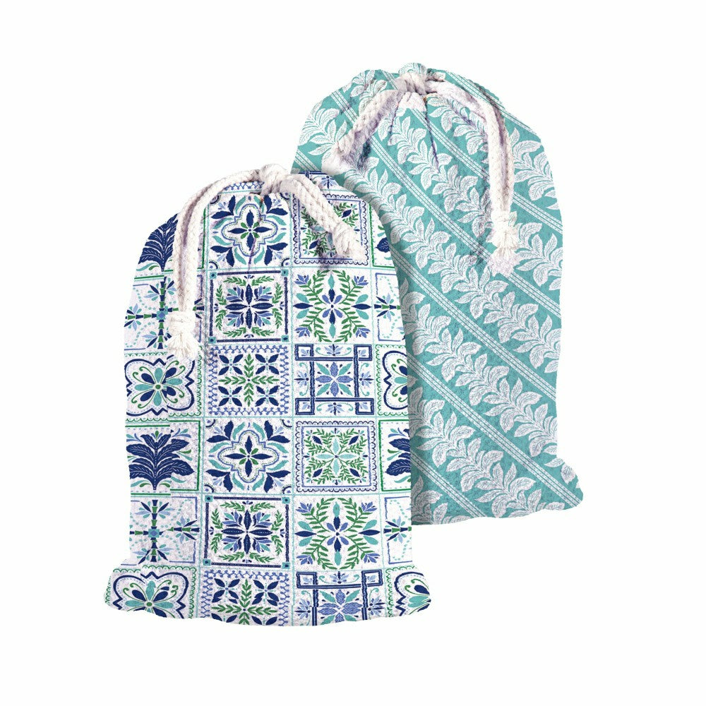 Plow & Hearth Seaside Retreat Towel Quick Dry Waffle Weave with Matching Carrying Ca