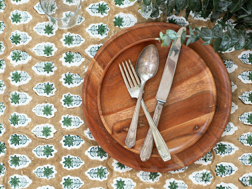 Plow & Hearth Table Throw (Ivory) - Poinsettia - Midnight, Chai, & Sage