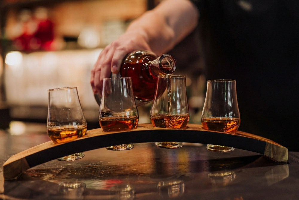 Plow & Hearth Lowlands Whiskey Flight Glencairn® Glass Tasting Set