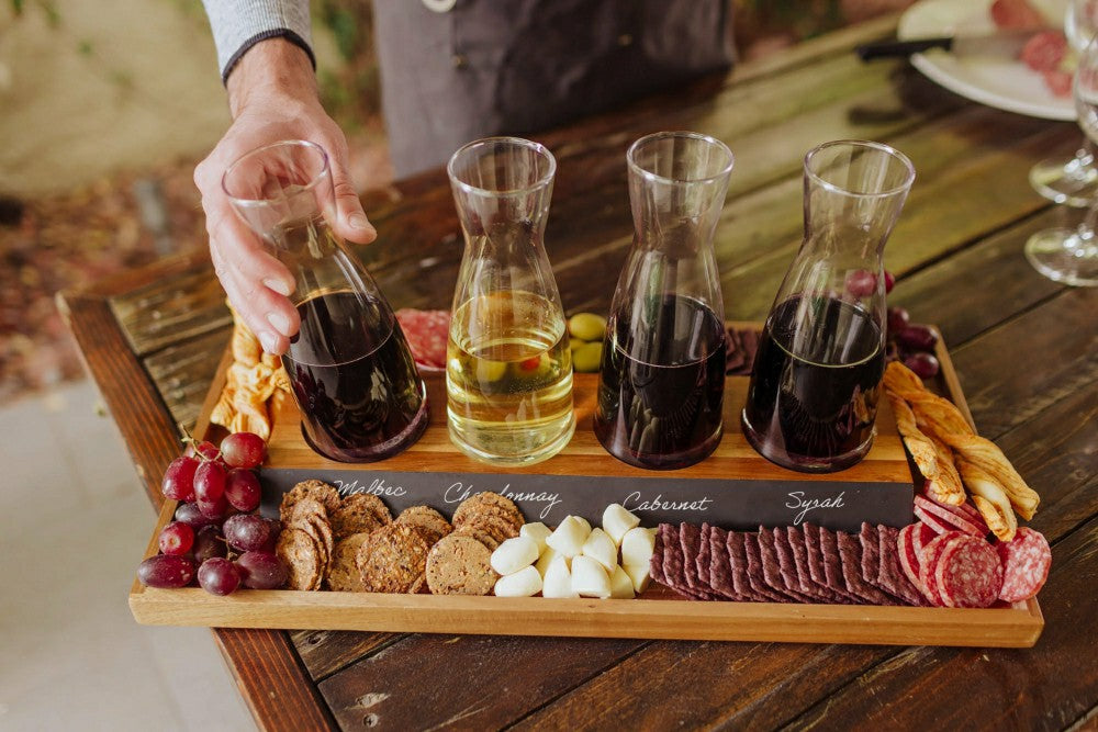 Plow & Hearth Cava Wine Tasting Kit with 4 Glass Carafes
