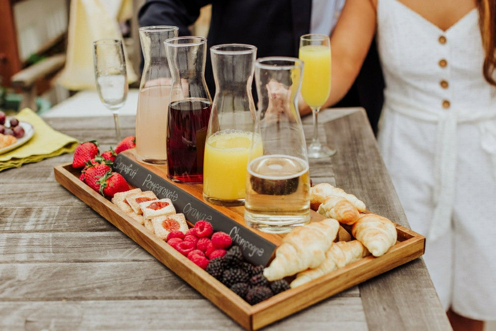 Plow & Hearth Cava Wine Tasting Kit with 4 Glass Carafes