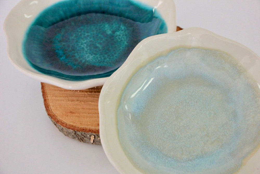 Plow & Hearth Artisan Pasta Bowl