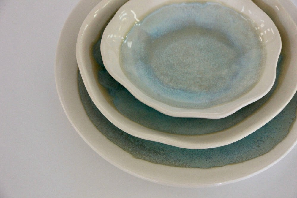 Plow & Hearth Artisan Pasta Bowl