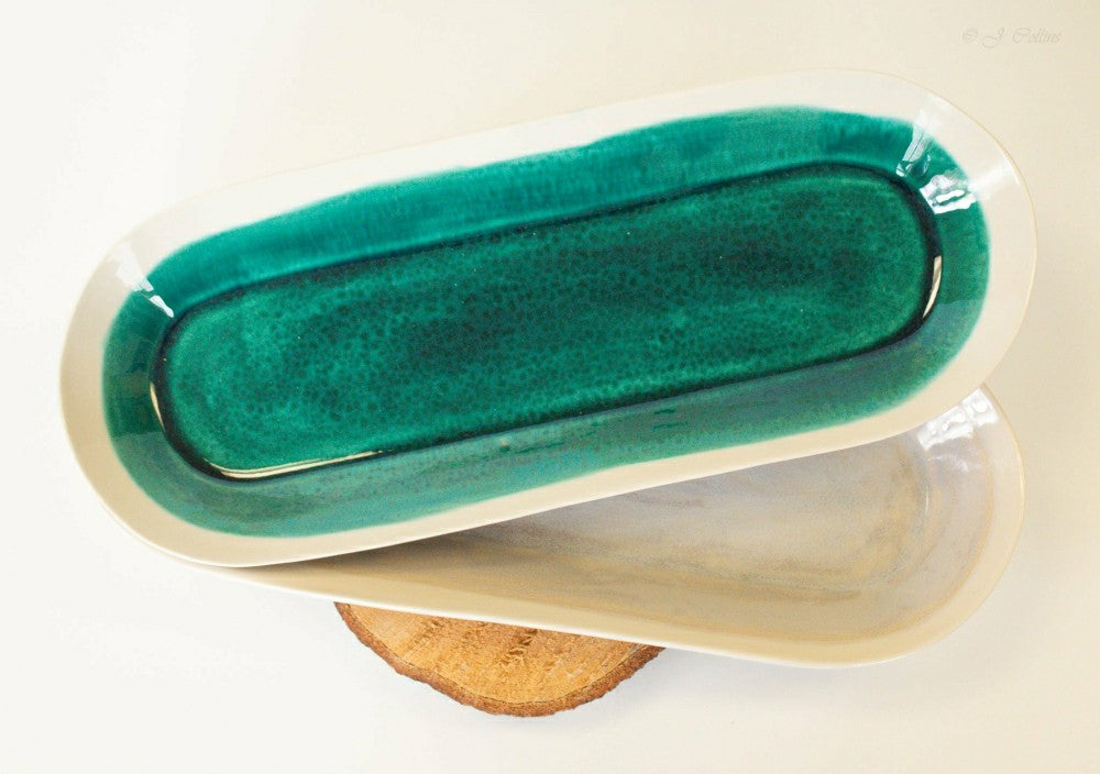 Plow & Hearth Artisan Long Oval Dish