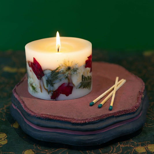Plow & Hearth Spicy Apple Petite Oval Botanical Candle