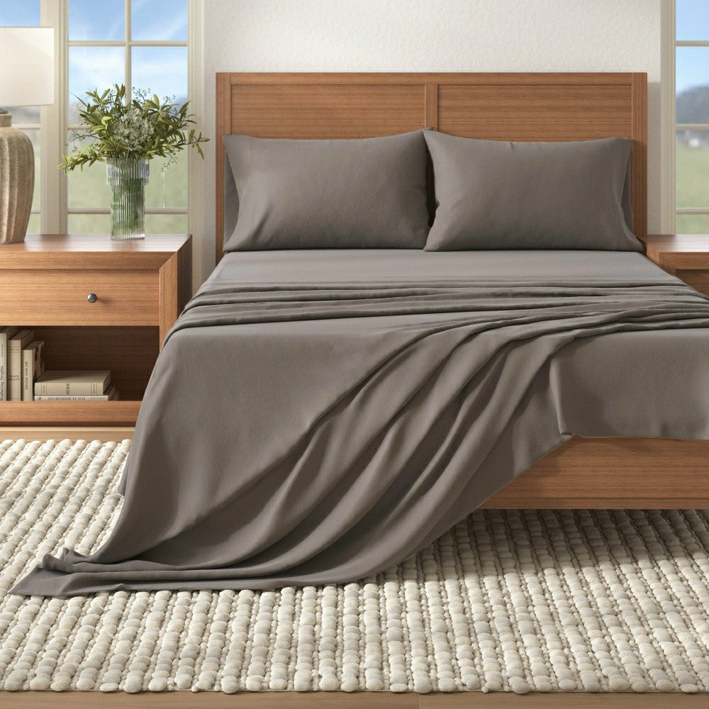 Plow & Hearth 4-Piece Cotton Solid Flannel Sheet - Nordic Collection