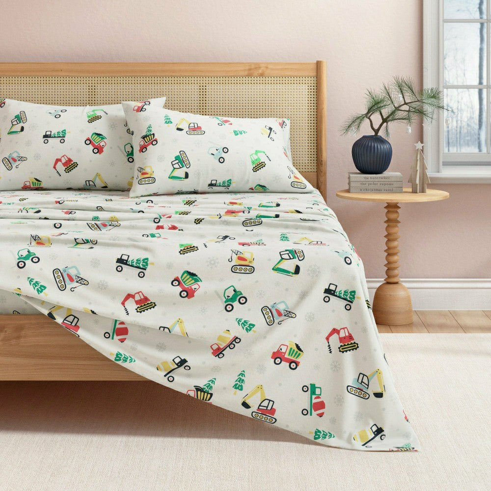 Plow & Hearth 4-Piece Turkish Cotton Christmas Flannel Sheet - Whittaker Collection