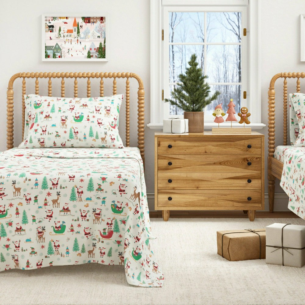 Plow & Hearth 4-Piece Turkish Cotton Christmas Flannel Sheet - Whittaker Collection