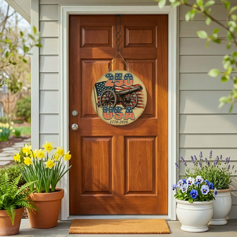 Plow & Hearth Red White & Bloom Wood Round Door Décor, 250 USA, 18"
