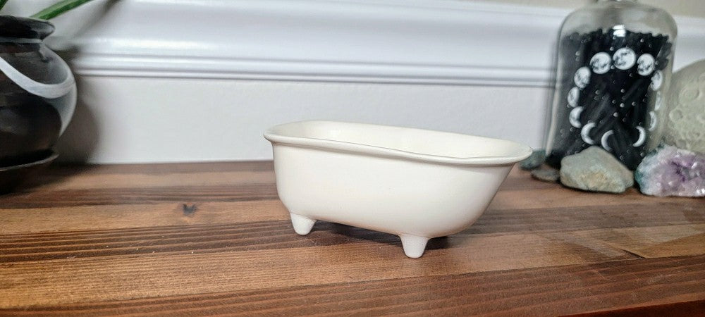 Plow & Hearth Small Bathtub Planter