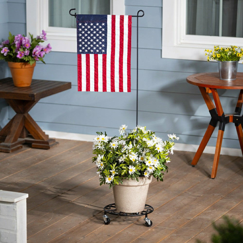 Plow & Hearth Metal Garden Flag Plant Stand