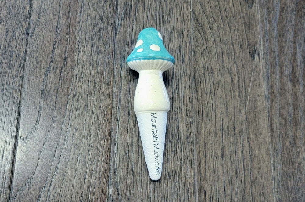 Plow & Hearth Small Toadstool Watering Spike