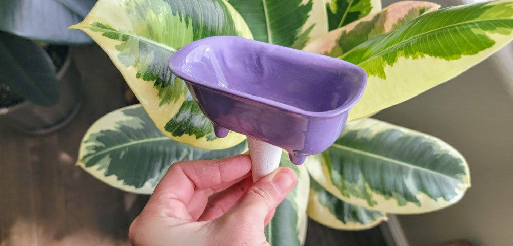 Plow & Hearth Bathtub Watering Spike