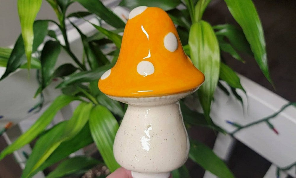 Plow & Hearth X-Large Toadstool Watering Spike