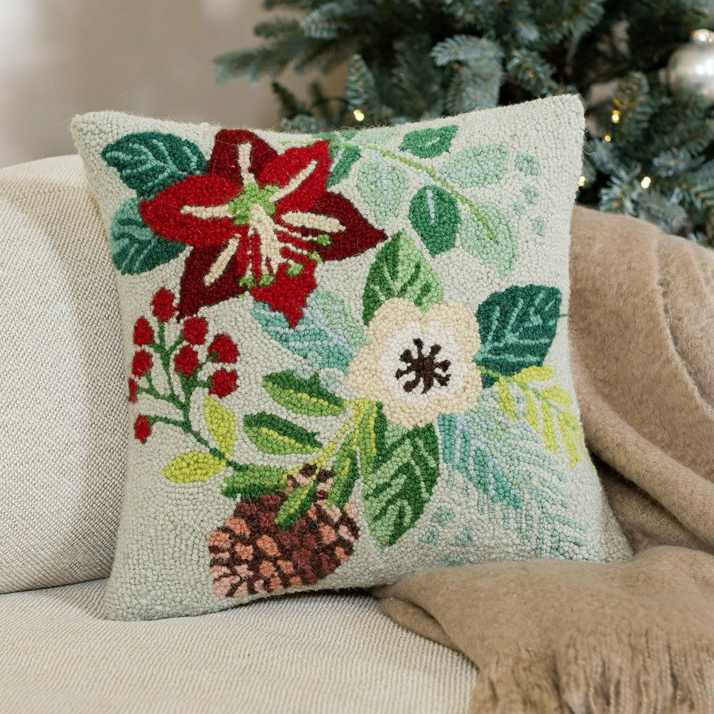 Plow & Hearth Boho Hooked Pillow