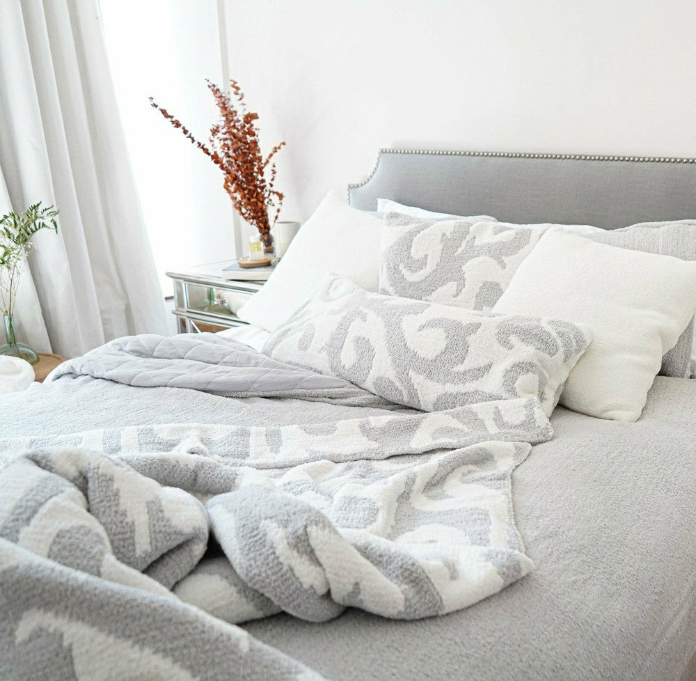 Plow & Hearth Casablanca Lumbar Pillow