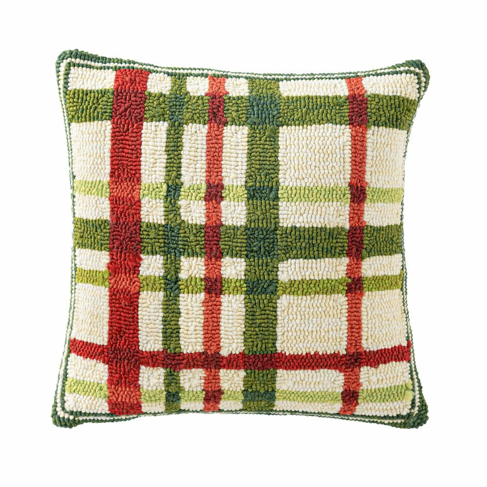 Plow & Hearth Indoor/Outdoor Plaid Hooked Polypropylene Throw Pillow 18"x18"